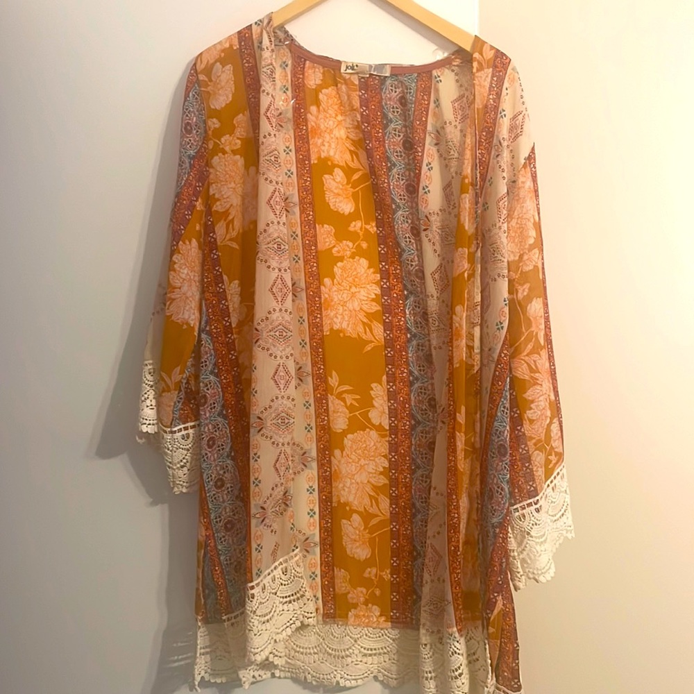 Boho kimono, fall colors, size Xl but will fit medium or large, lace detailing